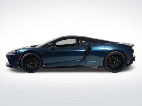 Used 2023 McLaren GT image 2