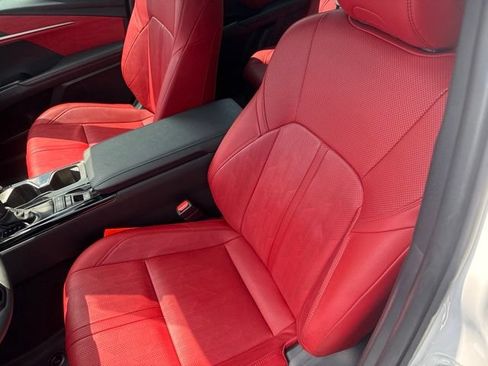Used 2025 Toyota Camry XSE FWD image 24