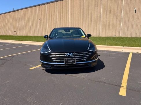 Used 2023 Hyundai Sonata SEL image 3
