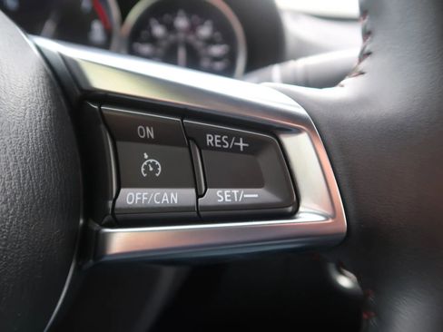 Used 2017 MAZDA MX-5 Miata Club image 35