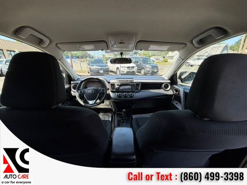 Used 2016 Toyota RAV4 LE AWD/4WD image 8