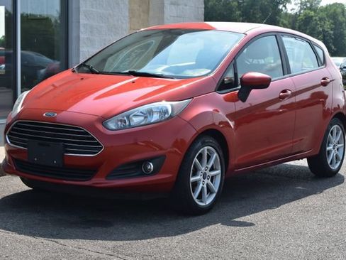 Used 2019 Ford Fiesta SE w/ Equipment Group 201A FWD image 10