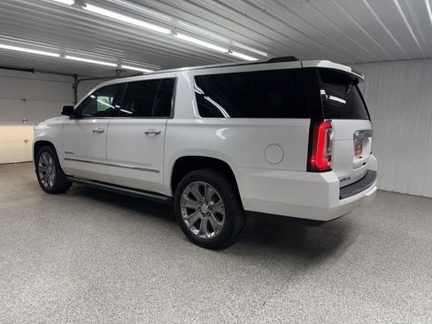 Used 2020 GMC Yukon XL Denali w/ Open Road Package AWD/4WD image 5