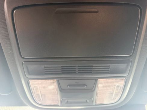 Used 2019 Honda Accord Sport image 28