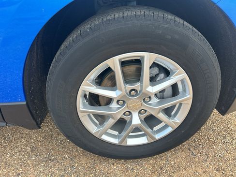 Used 2024 Chevrolet Equinox LT FWD image 7