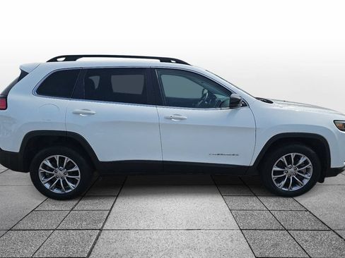 Used 2022 Jeep Cherokee Latitude Lux FWD image 4
