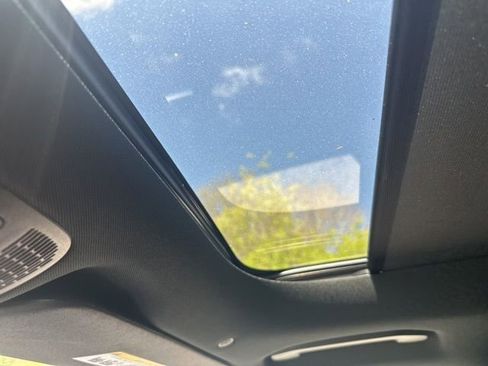 Used 2025 Mercedes-Benz GLA 250 image 23