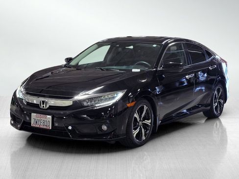 Used 2016 Honda Civic Touring image 3