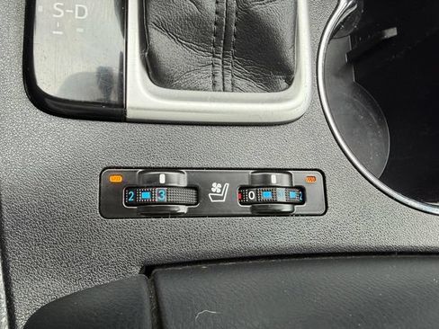 Used 2017 Toyota Highlander Limited Platinum AWD/4WD image 26