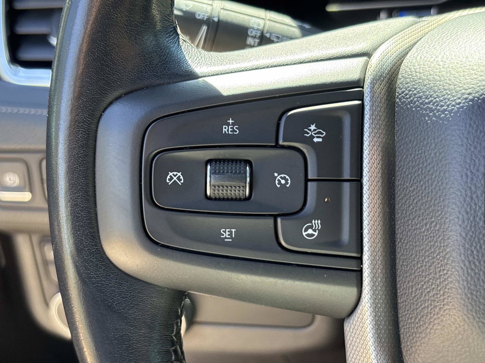 Used 2022 GMC Yukon Denali AWD/4WD image 22