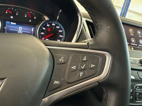 Used 2023 Chevrolet Equinox LT AWD/4WD image 24