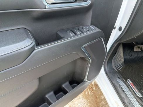 Used 2024 Chevrolet Silverado 1500 RST image 23