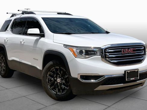 Used 2018 GMC Acadia SLT FWD image 3