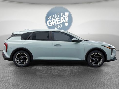 New 2026 Kia K4 EX FWD image 7