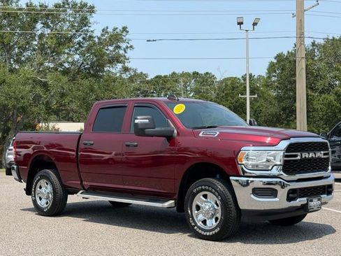 Used 2024 RAM 2500 Tradesman w/ Chrome Appearance Group AWD/4WD image 8