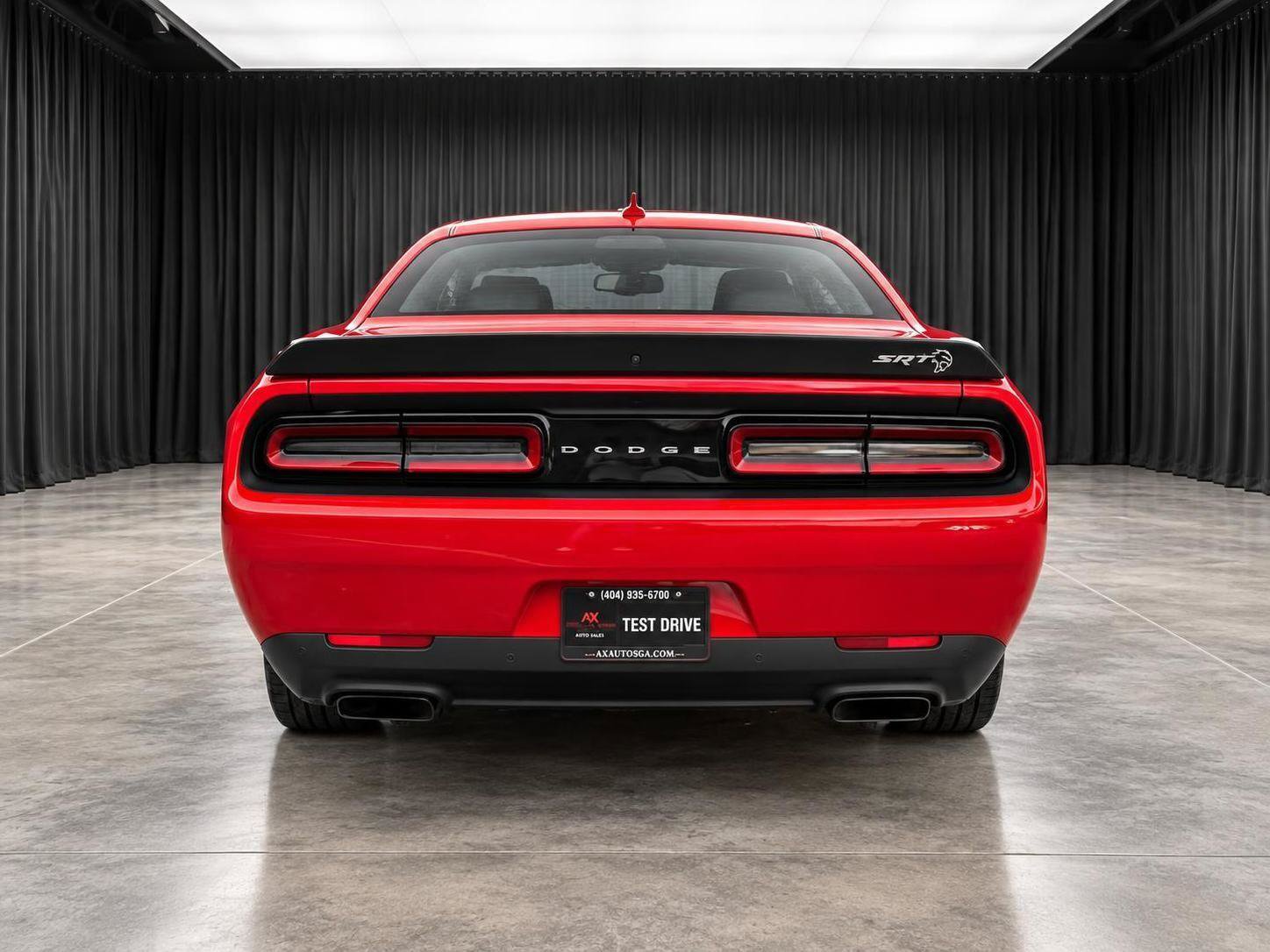 Used 2022 Dodge Challenger SRT Hellcat RWD image 6