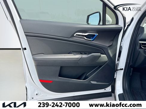 New 2026 Kia Sportage EX image 19