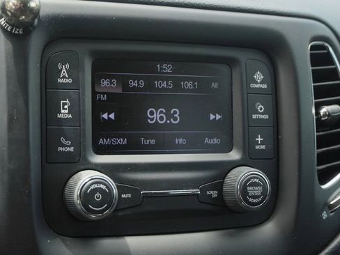 Used 2017 Jeep Compass Sport w/ Cold Weather Group AWD/4WD image 21