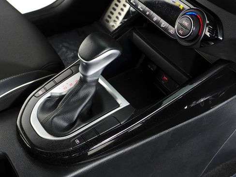 Used 2024 Kia Forte GT-Line image 15