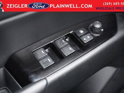 Used 2025 MAZDA CX-5 AWD 2.5 S w/ Preferred Package image 30