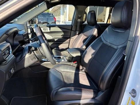 Used 2024 Ford Explorer ST w/ Equipment Group 401A AWD/4WD image 22