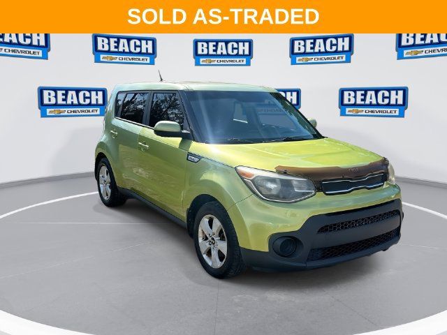 Used 2017 Kia Soul FWD image 2