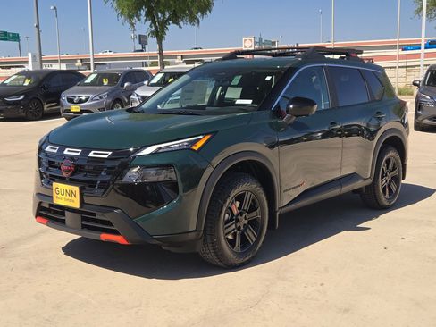 New 2026 Nissan Rogue SV AWD/4WD image 7