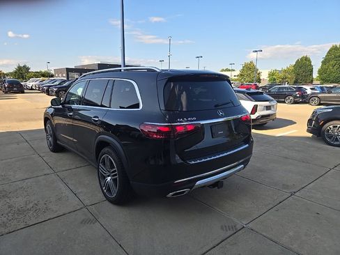 Certified 2024 Mercedes-Benz GLS 450 4MATIC image 8