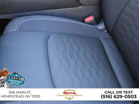Used 2025 Nissan Pathfinder SV FWD image 12