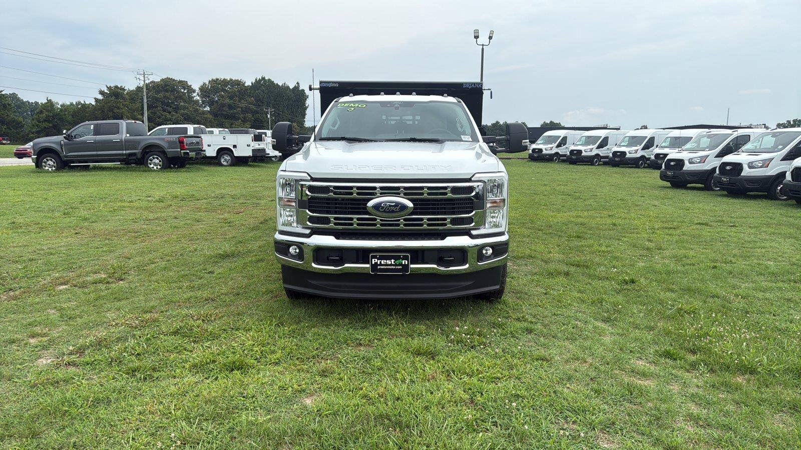 New 2026 Ford F350 XL w/ XL Chrome Package AWD/4WD image 8
