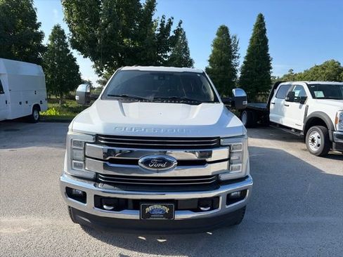 Used 2018 Ford F350 Lariat w/ Lariat Ultimate Package AWD/4WD image 2