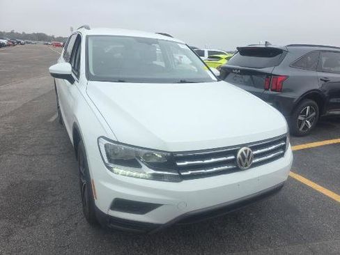 Used 2021 Volkswagen Tiguan SEL image 15