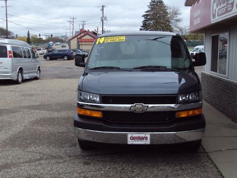 Used 2014 Chevrolet Express 1500 LT w/ LT Preferred Equipment Group image 3