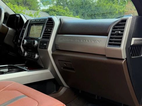 Used 2018 Ford F250 King Ranch w/ King Ranch Ultimate Package image 29