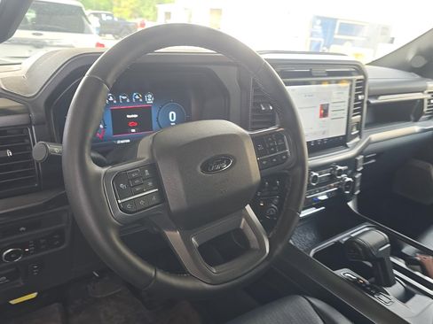 Used 2025 Ford F150 Lariat w/ Equipment Group 502A High AWD/4WD image 10