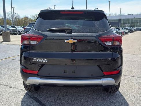 Used 2025 Chevrolet TrailBlazer LT w/ Driver Confidence Package AWD/4WD image 7