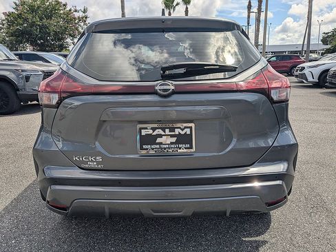 Used 2023 Nissan Kicks S FWD image 23