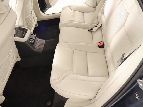 Used 2024 Volvo S90 T8 Ultimate w/ Lounge Package AWD/4WD image 12