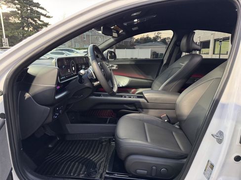 Used 2025 Hyundai Ioniq 6 SEL AWD/4WD image 21