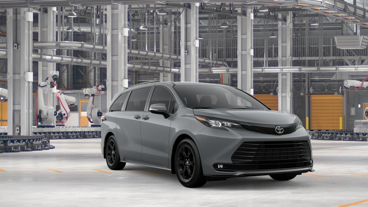 New 2026 Toyota Sienna XLE Woodland Edition AWD/4WD image 18