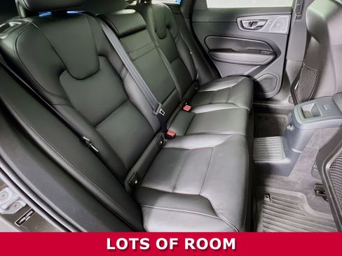 Used 2018 Volvo XC60 T8 Inscription w/ Advanced Package image 25