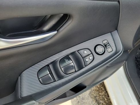 Used 2024 Nissan Sentra SV FWD image 22
