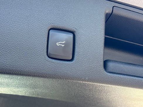 Used 2023 Ford Escape Active AWD/4WD image 8