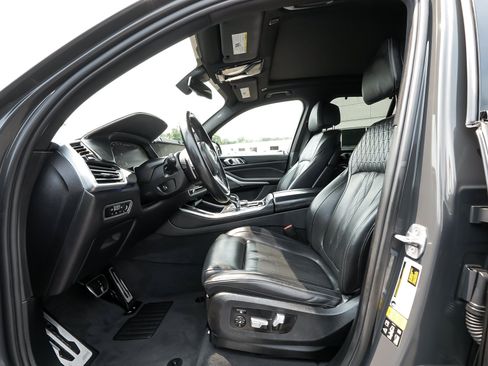 Used 2022 BMW X5 M50i w/ Executive Package AWD/4WD image 34