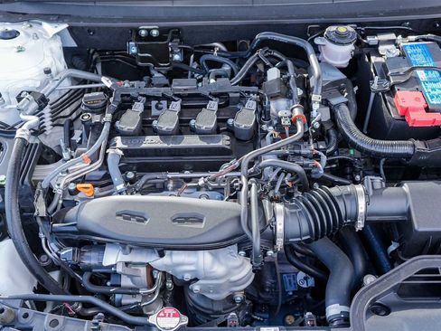 Certified 2025 Honda Accord LX image 9