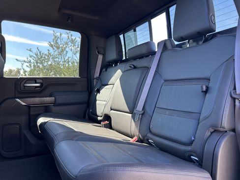 Used 2020 GMC Sierra 2500 Denali w/ Denali Ultimate Package image 13