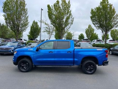 Used 2023 Chevrolet Silverado 1500 LT Trail Boss w/ Convenience Package II AWD/4WD image 2