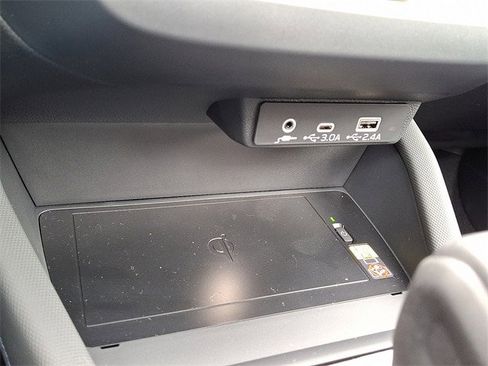 New 2025 Subaru Forester Premium image 18