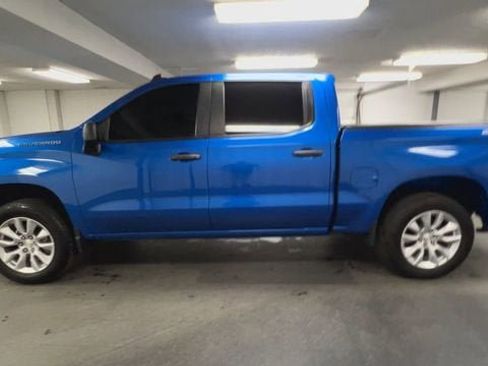 Certified 2022 Chevrolet Silverado 1500 Custom AWD/4WD image 5