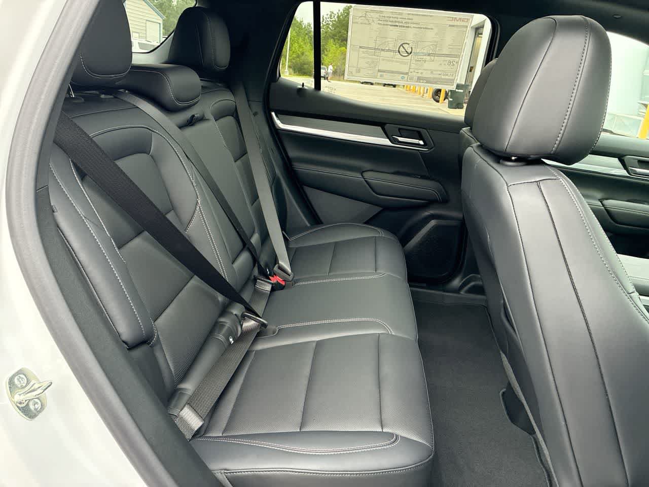 New 2027 GMC Terrain Elevation w/ Elevation Premium Package FWD image 27